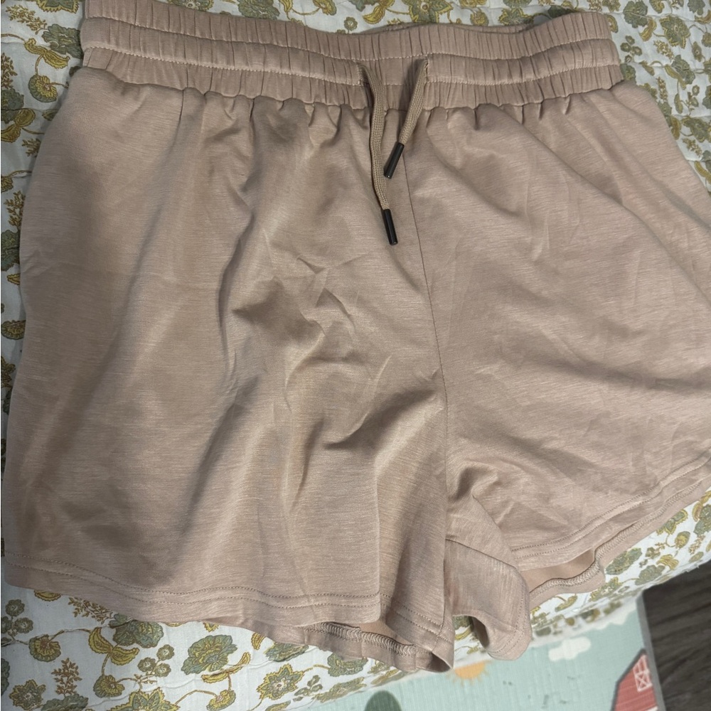 Women's Tan Shorts